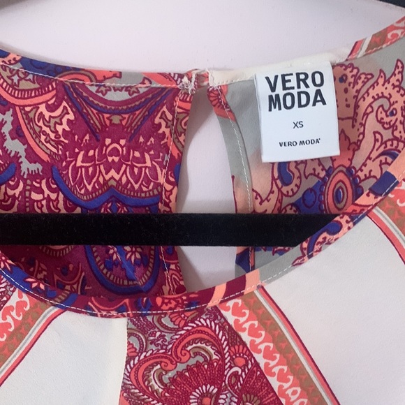 Scarf Print Dress | Vero Moda - Picture 4 of 5
